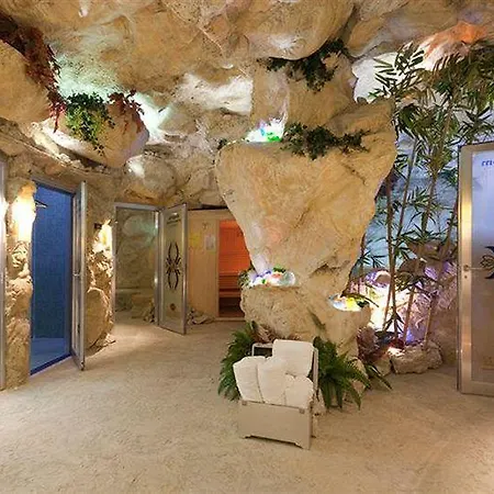 ホテル Park Tyrrenian