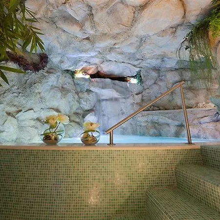 ホテル Park Tyrrenian